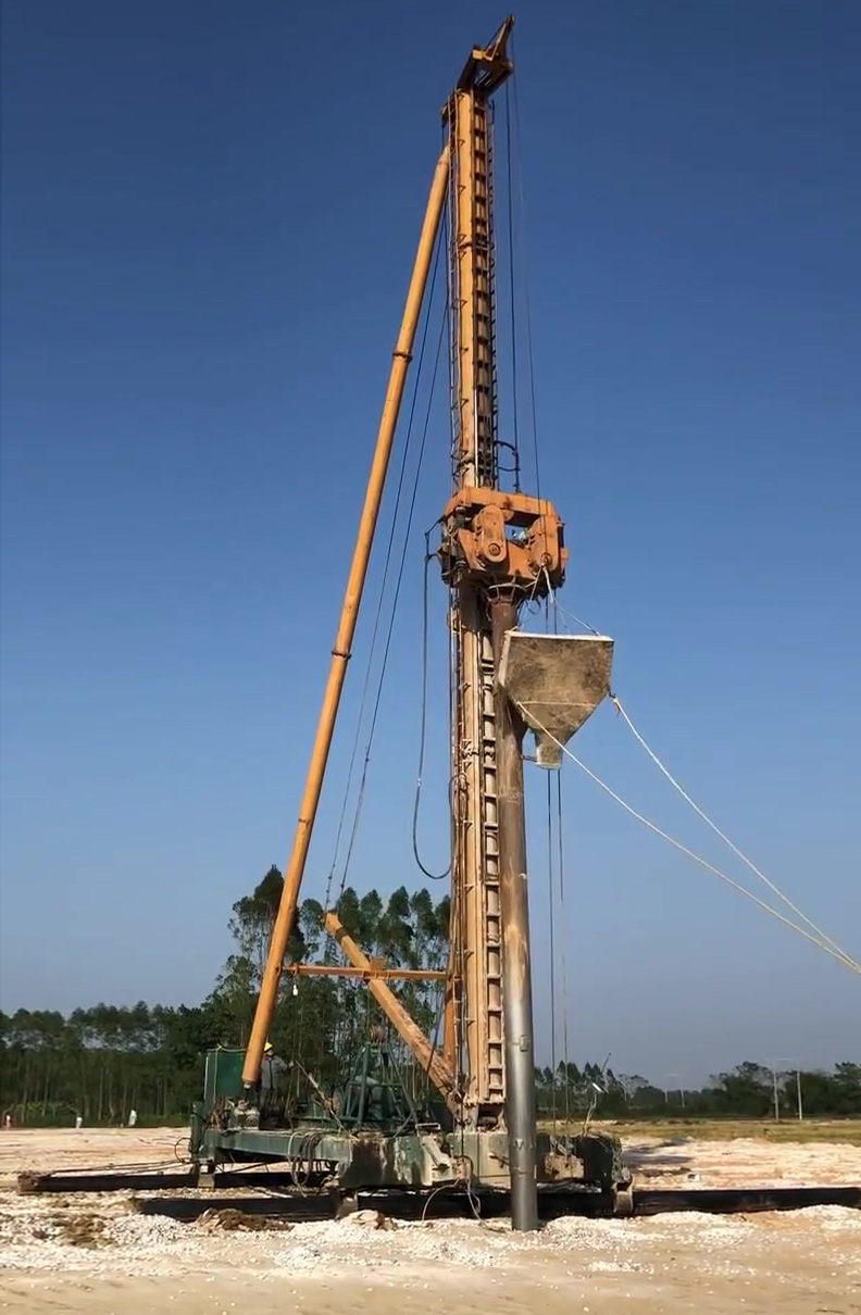 黄山休宁县碎石桩
